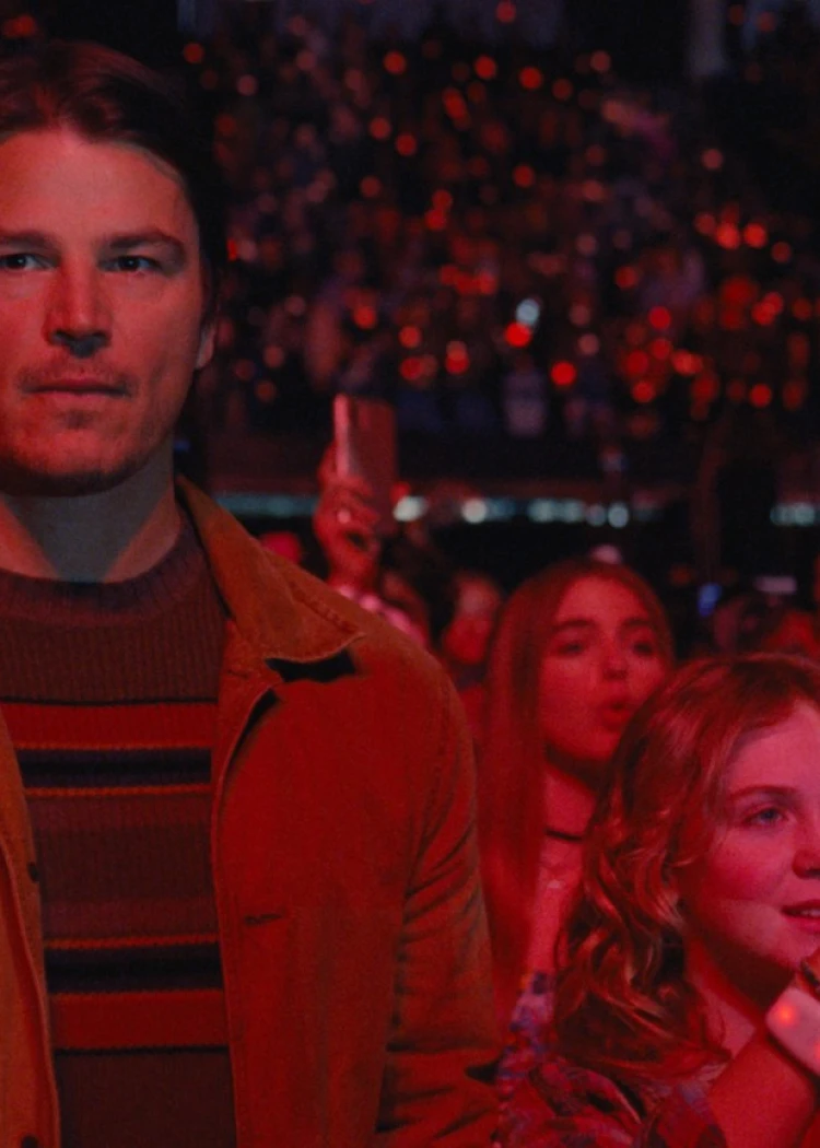 Nouveau trailer Trap de M.&nbsp;Night Shyamalan, 30&nbsp;000&nbsp;fans, 300&nbsp;flics, 1&nbsp;tueur