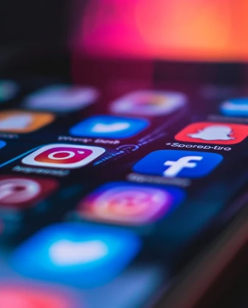 Facebook et Instagram payants, l’Europe&nbsp;se&nbsp;fâche