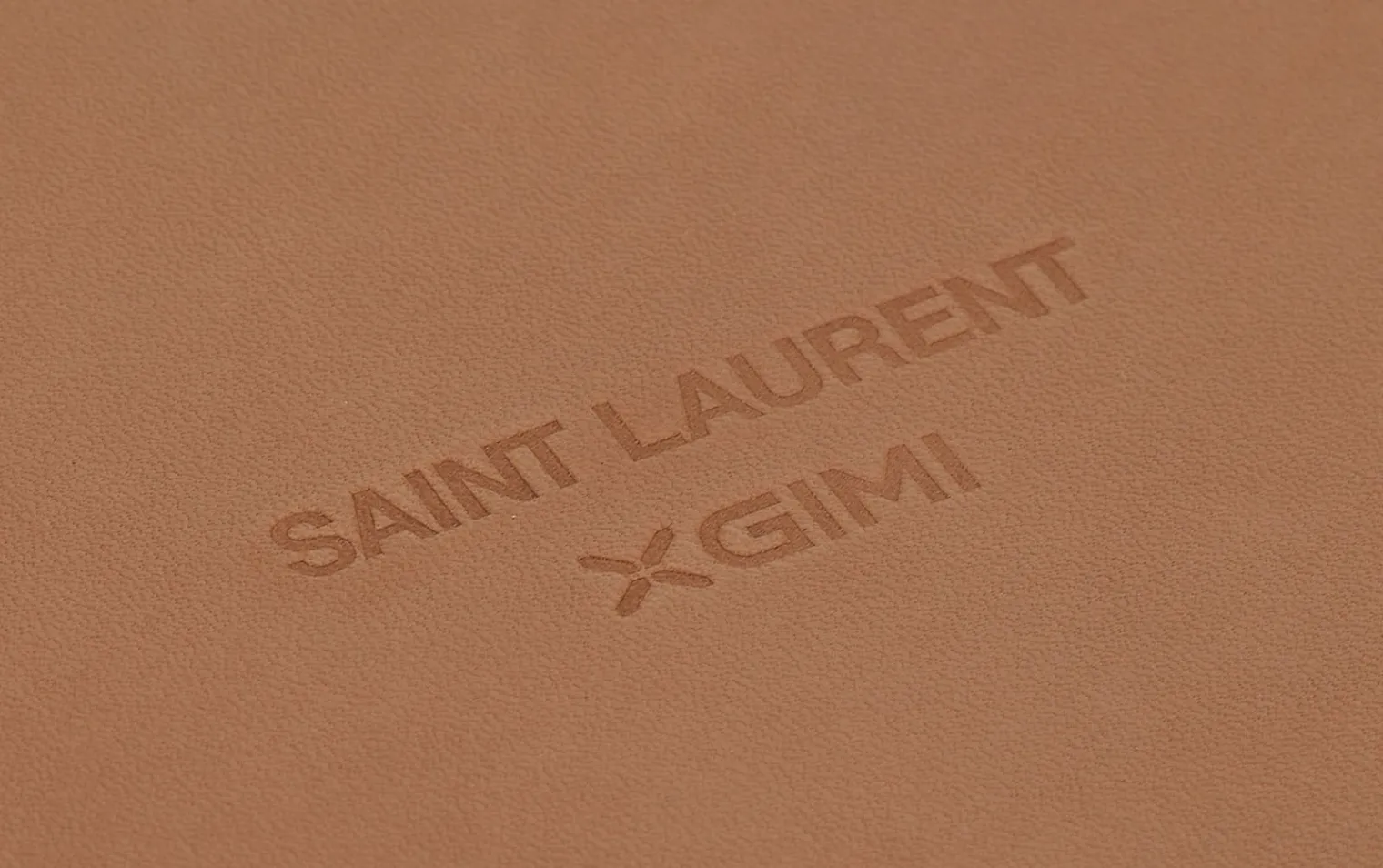xgimi-horizon-ultra-videoprojecteur-edition-yves-saint-laurent