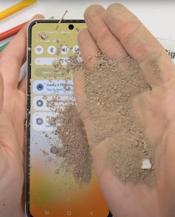 Samsung Galaxy Z Flip&nbsp;6 torturé et autopsié, âmes sensibles&nbsp;s’abstenir