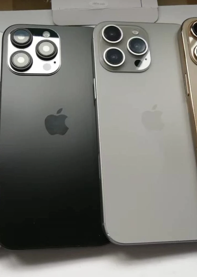 Fuite&nbsp;: les couleurs des iPhone 16&nbsp;Pro et&nbsp;16&nbsp;Pro&nbsp;Max