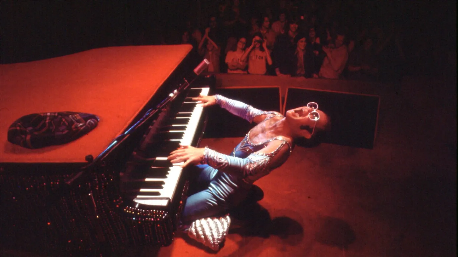 elton-john-never-too-late-un-doc-sur-rocketman-sur-disney