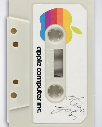 Combien pour la vieille cassette Apple signée par&nbsp;Steve&nbsp;Jobs&nbsp;?