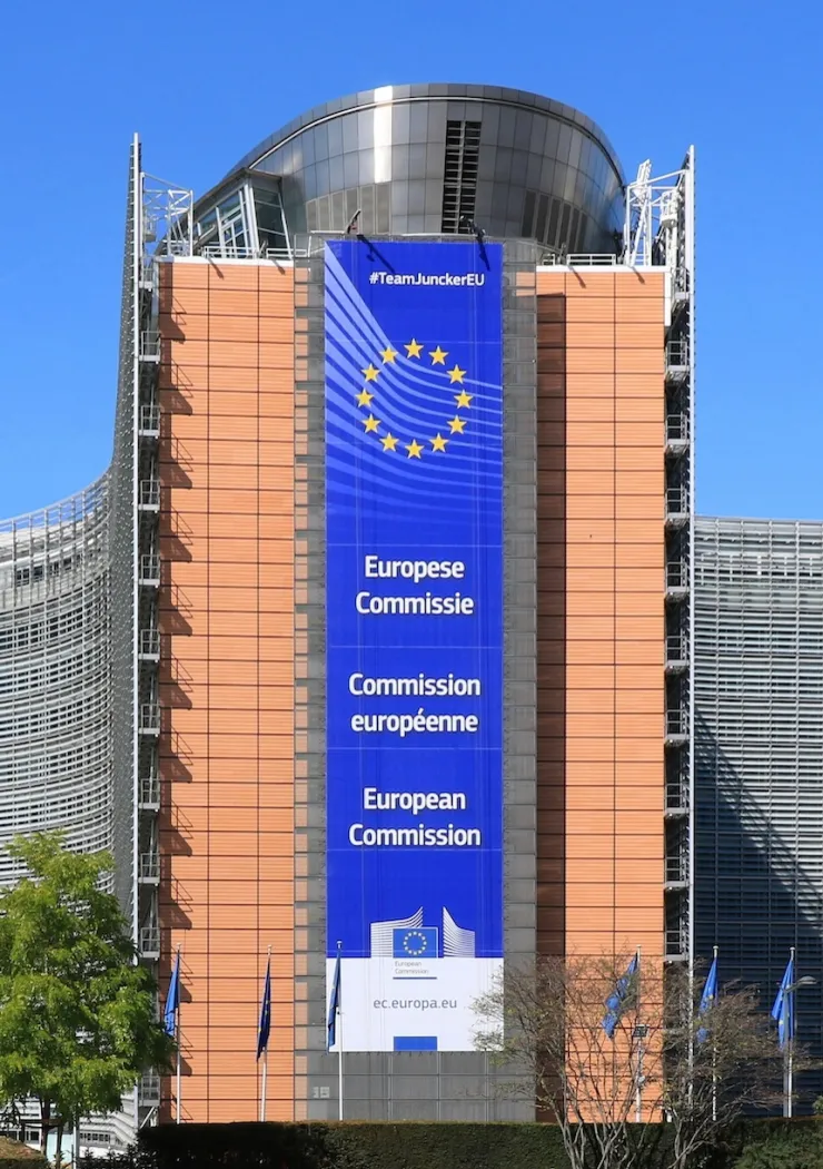 l-europe-n-en-a-pas-fini-avec-apple