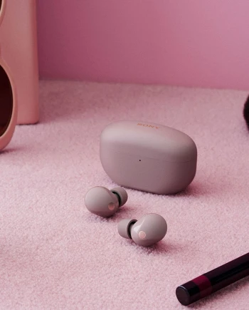 True Wireless Sony WF‑1000XM5 déclinés en&nbsp;rose&nbsp;foncé 