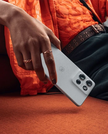 Motorola Moto g75 5G, smartphone robuste&nbsp;et&nbsp;stylé