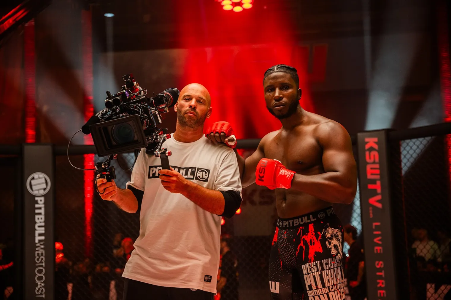 premiere-serie-francaise-sur-le-mma-la-cage-de-franck-gastambide-enfin-datee