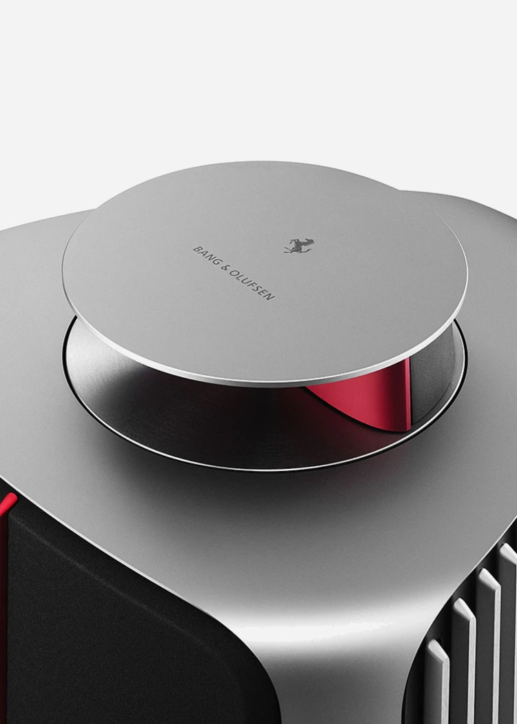 Collection B&amp;O/Ferrari&nbsp;: Beolab&nbsp;50, Beosound Theatre et Beovision&nbsp;Theatre