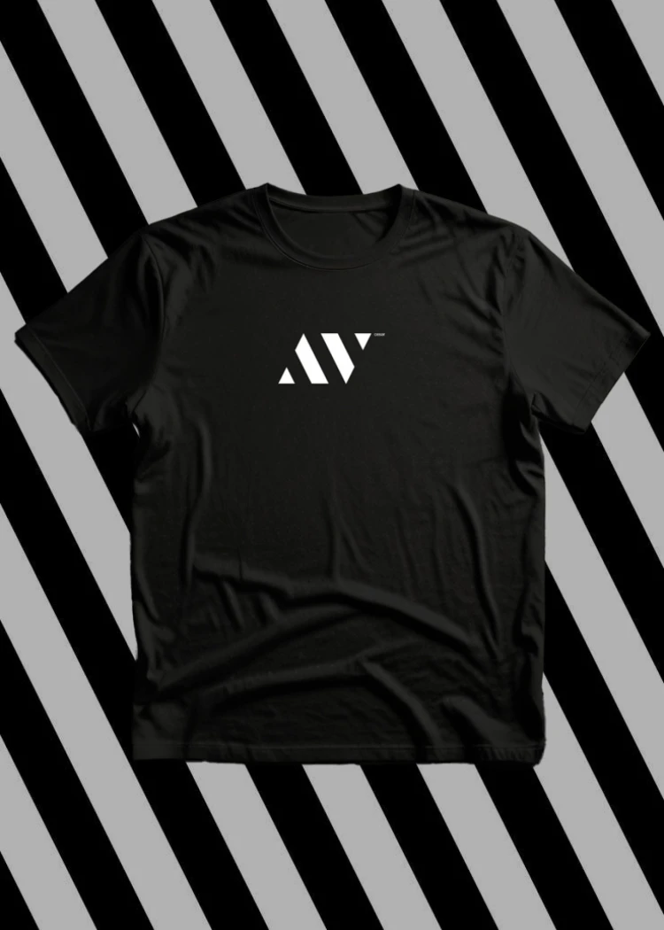Concours AVcesar&nbsp;: le t‑shirt de la rédaction à gagner sur&nbsp;Instagram
