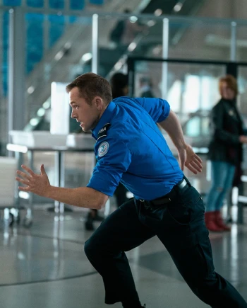 Carry-On, il va y avoir du navet à Noël&nbsp;sur&nbsp;Netflix