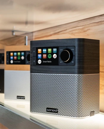 Sonoro Stream, tuner DAB+/FM et&nbsp;webradios