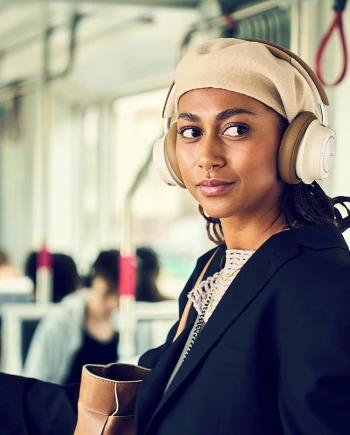 Casque Hi‑Fi sans‑fil Dali IO‑8 avec réduction de bruit active&nbsp;audiophile