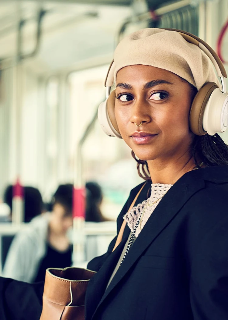 Casque Hi‑Fi sans‑fil Dali IO‑8 avec réduction de bruit active&nbsp;audiophile
