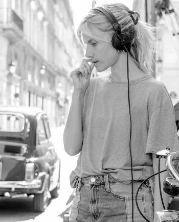Mélanie Laurent (en&nbsp;roue)&nbsp;Libre