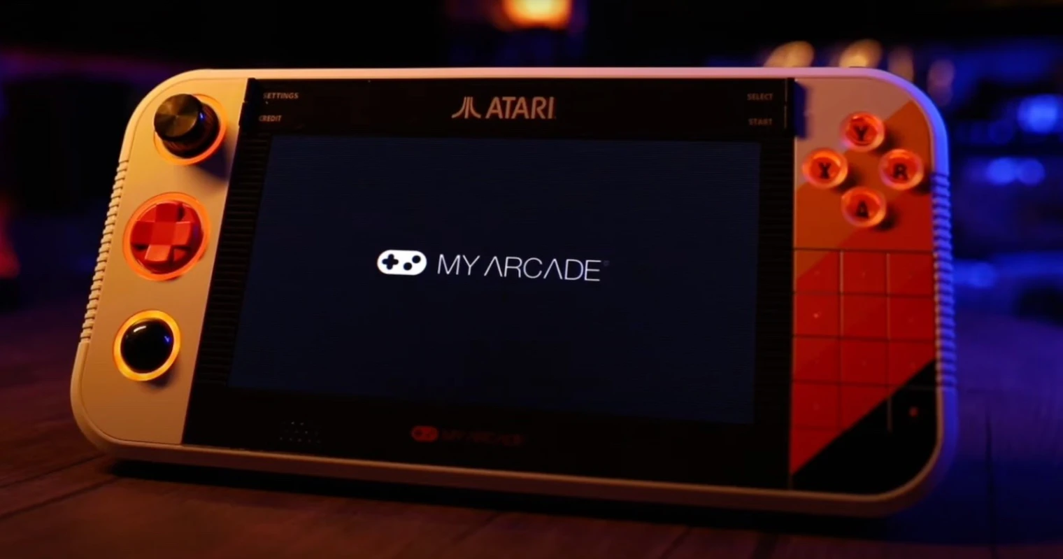 ces-25-nouvelle-console-atari-gamestation-go-portable-re-presentee-au-ces-de-las-vegas