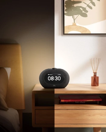 CES 25 > Radio‑réveil JBL Horizon&nbsp;3, endormissement et réveil en mode Son&nbsp;et&nbsp;Lumière