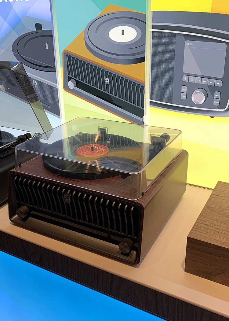 Philips Century&nbsp;: nouvelle gamme pour fêter 100&nbsp;ans&nbsp;d'audio