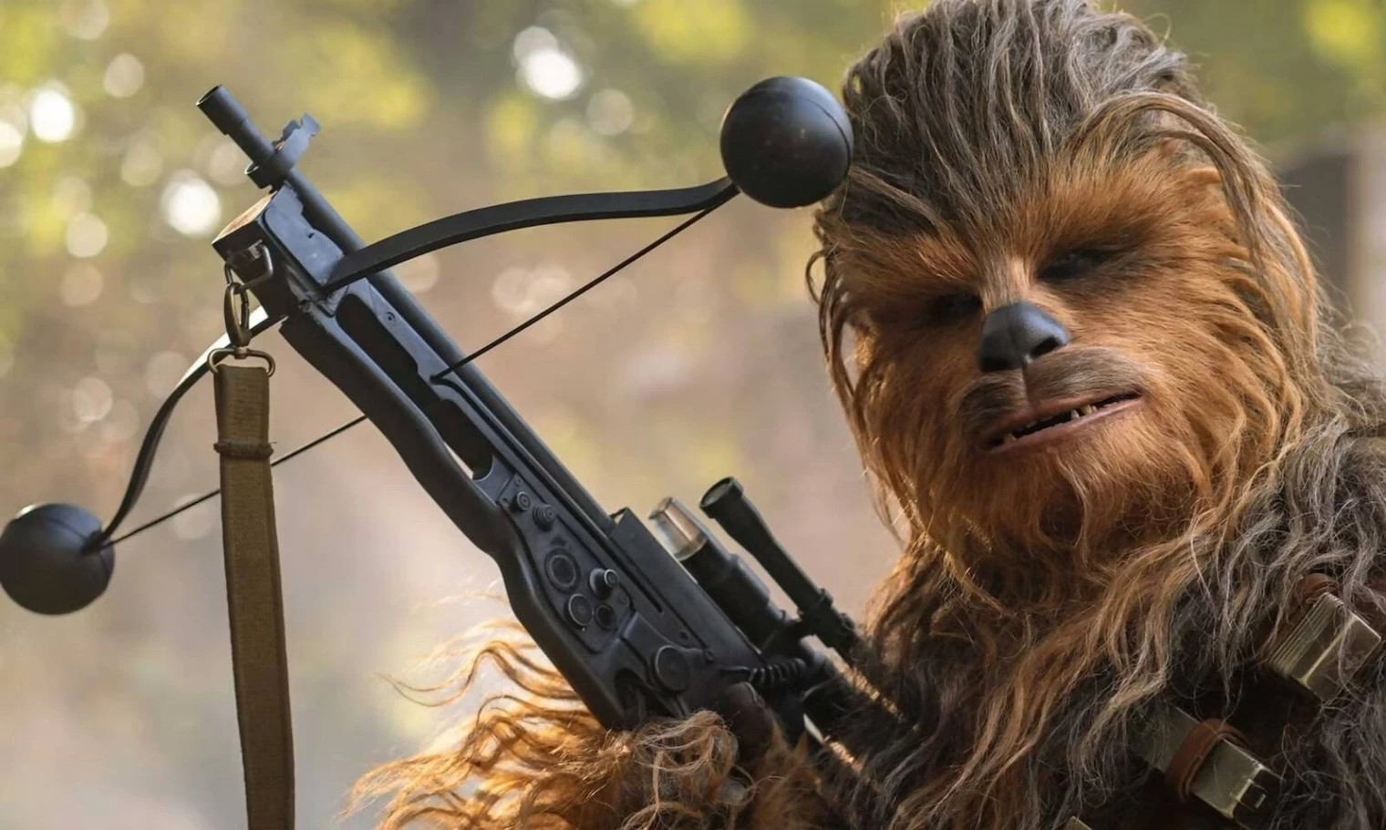 le-prix-de-vente-astronomique-de-l-arbalete-star-wars-de-chewbacca