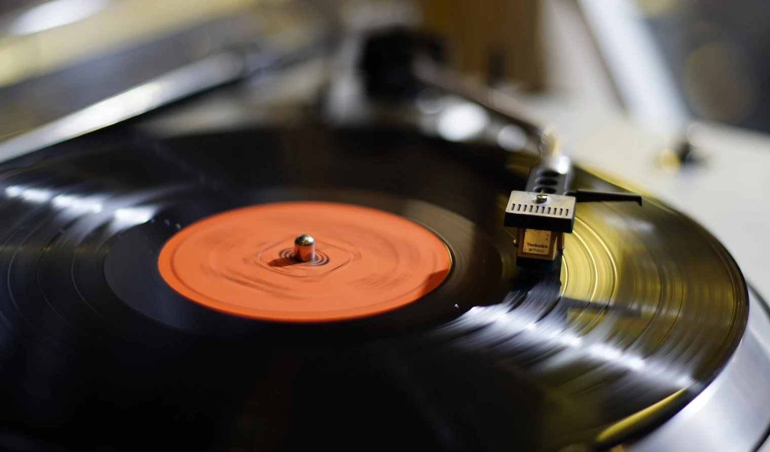 disque-vinyle-18e-annee-de-croissance-aux-usa