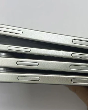 iPhone 17 Air tout en finesse&nbsp;(photos)
