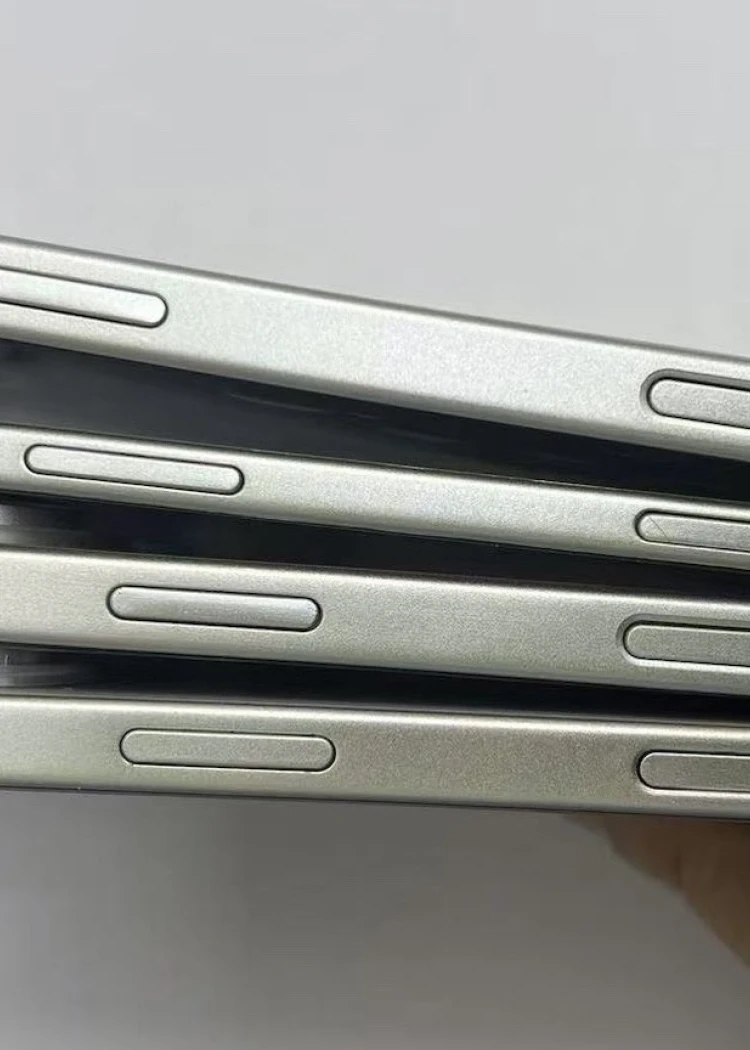 iPhone 17 Air tout en finesse&nbsp;(photos)