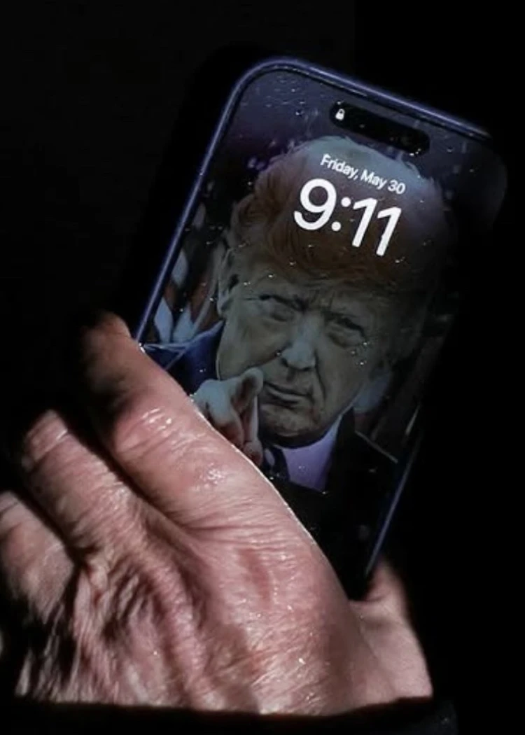 Fond d’écran très Trump sur l’iPhone de&nbsp;Donald&nbsp;Trump