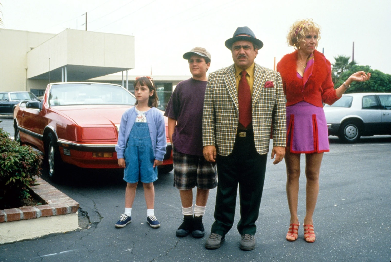 le-4k-des-petits-arrive-signe-danny-devito