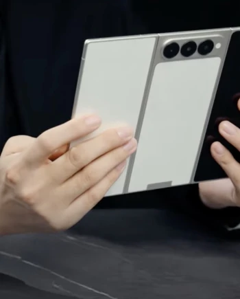 Smartphone Tecno Phantom Ultimate G&nbsp;Fold, seulement 3,49&nbsp;mm&nbsp;d’épaisseur