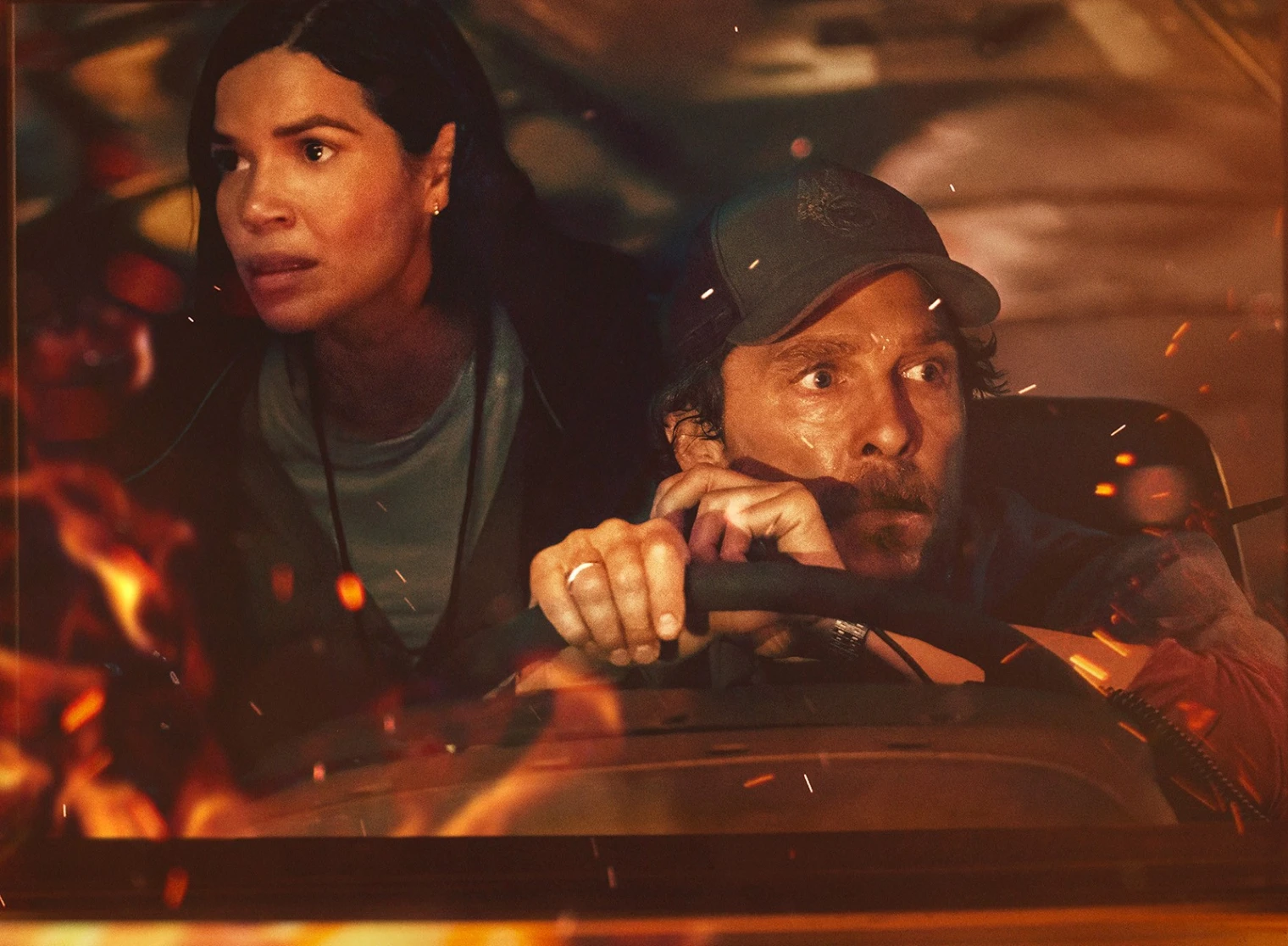 the-lost-bus-se-devoile-dans-une-bande-annonce-brulante