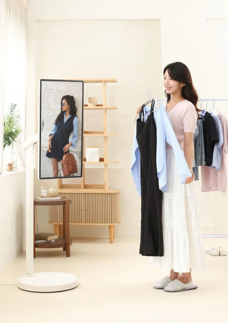 IFA 25 > Samsung The Moving Style, l’écran qui a la bougeotte
