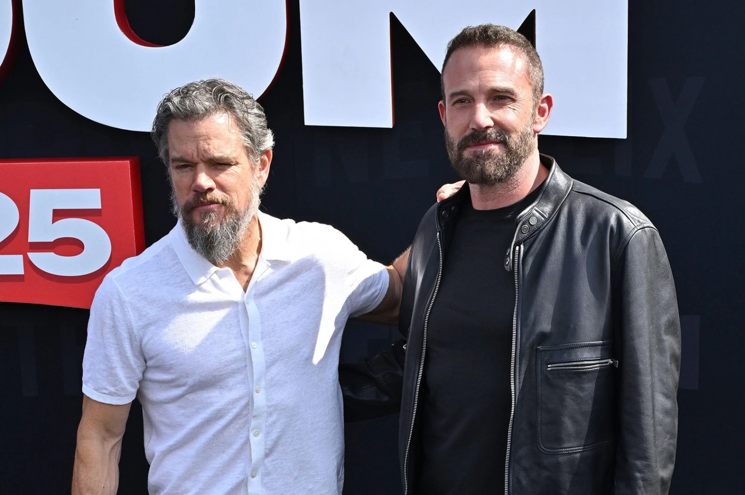 matt-damon-et-ben-affleck-font-des-etincelles-dans-the-rip-bande-annonce