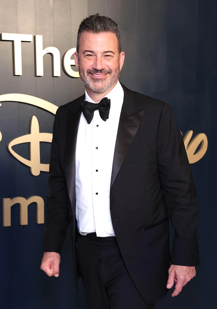 jimmy-kimmel-disney-et-abc-retropedalent-en-beaute