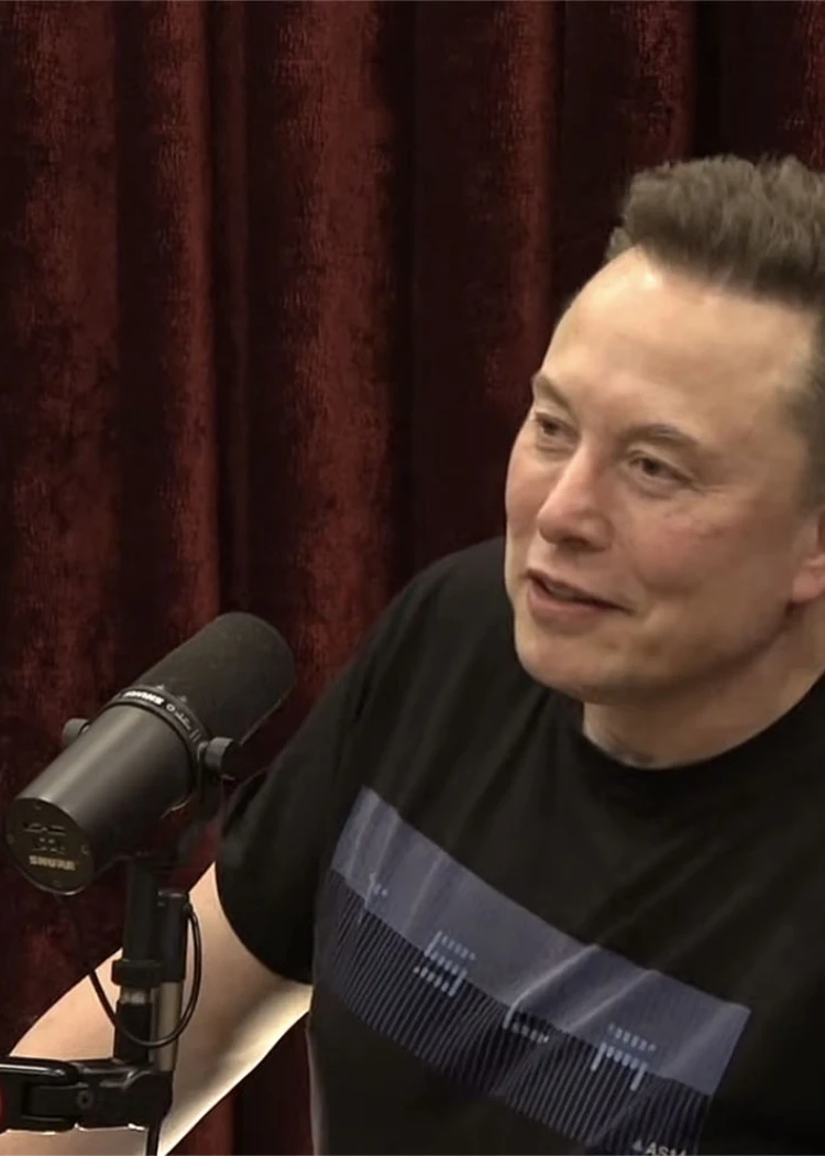 Voiture volante Tesla avant&nbsp;fin&nbsp;2025&nbsp;?