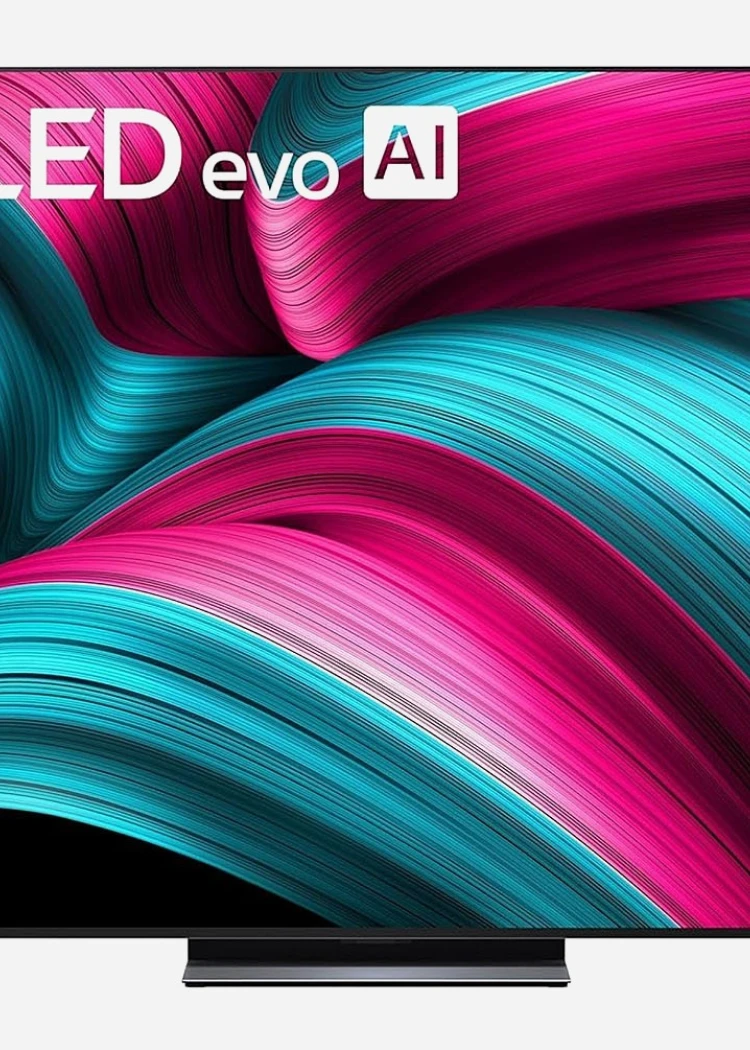 Black Friday 25 > TV LG OLED83C5 affiché au prix de 2&nbsp;999&nbsp;€, soit ‑22%&nbsp;de&nbsp;remise