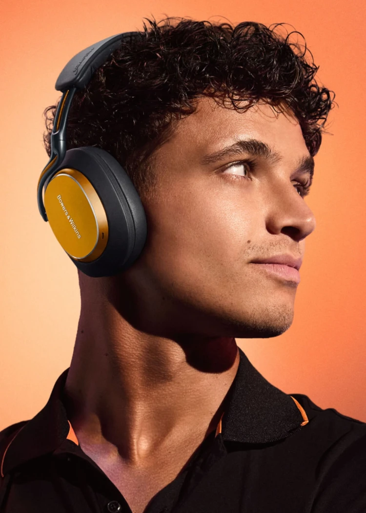 Casque Bowers &amp; Wilkins Px8&nbsp;S2, finition F1 McLaren&nbsp;Edition