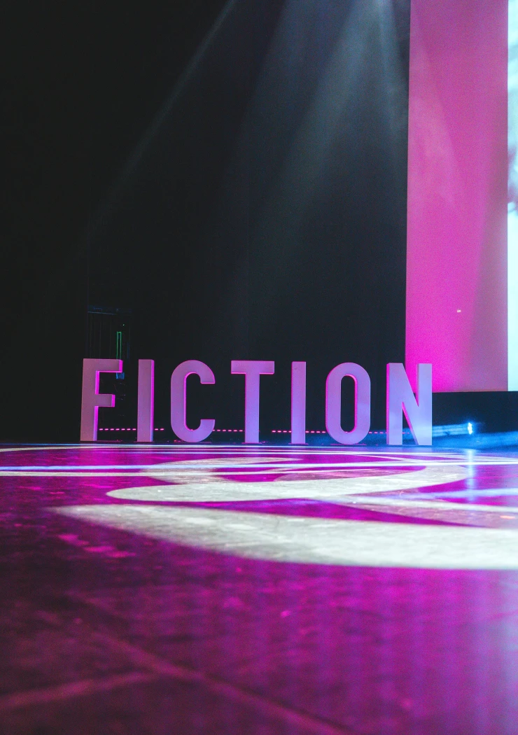 festival-de-la-fiction-de-la-rochelle-2025-un-cru-puissant-entre-coups-de-poing-et-deceptions