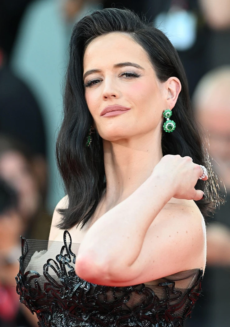 wednesday-se-met-au-vert