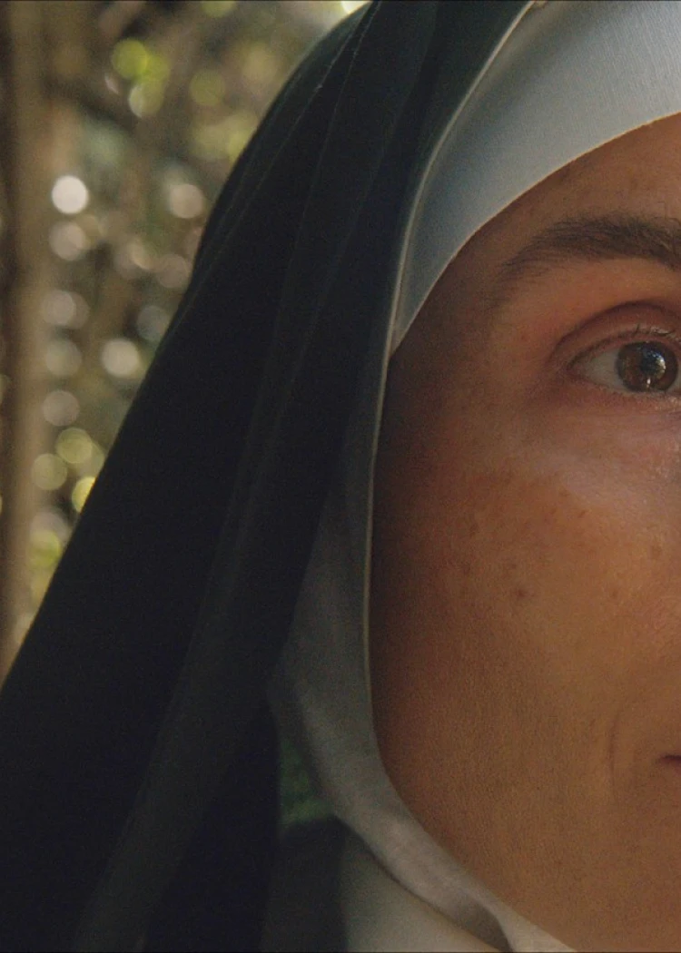 Noomi Rapace est Teresa dans un anti-biopic&nbsp;punk