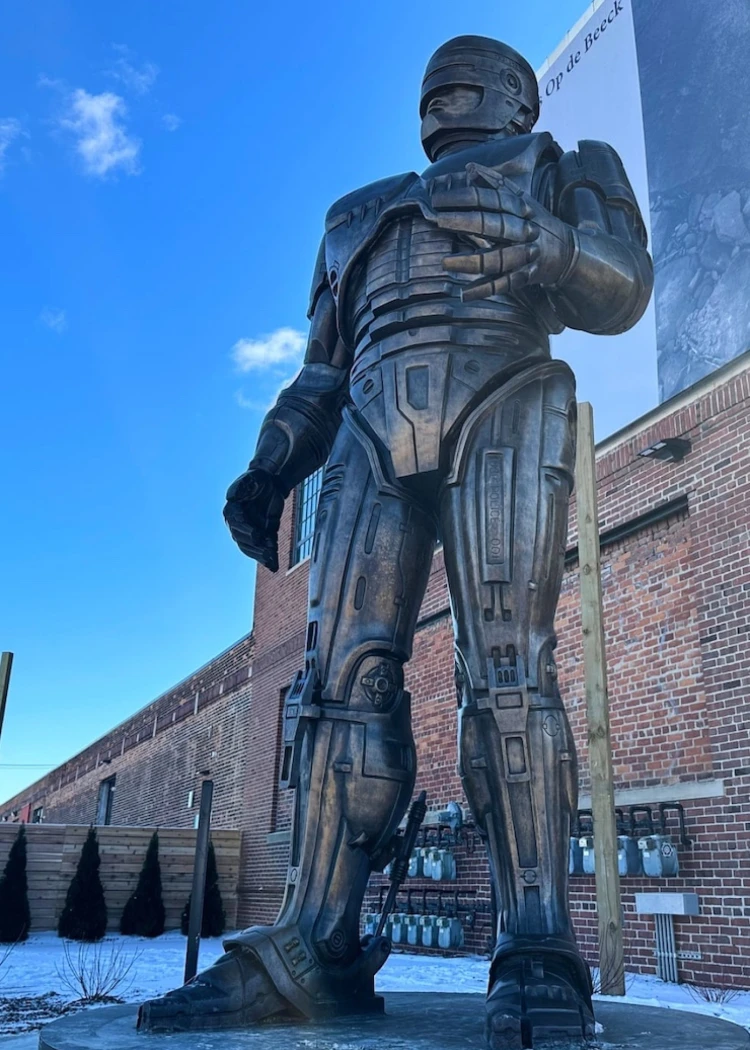 Robocop à Détroit&nbsp;: 50% homme, 50% machine, 100%&nbsp;statue&nbsp;!