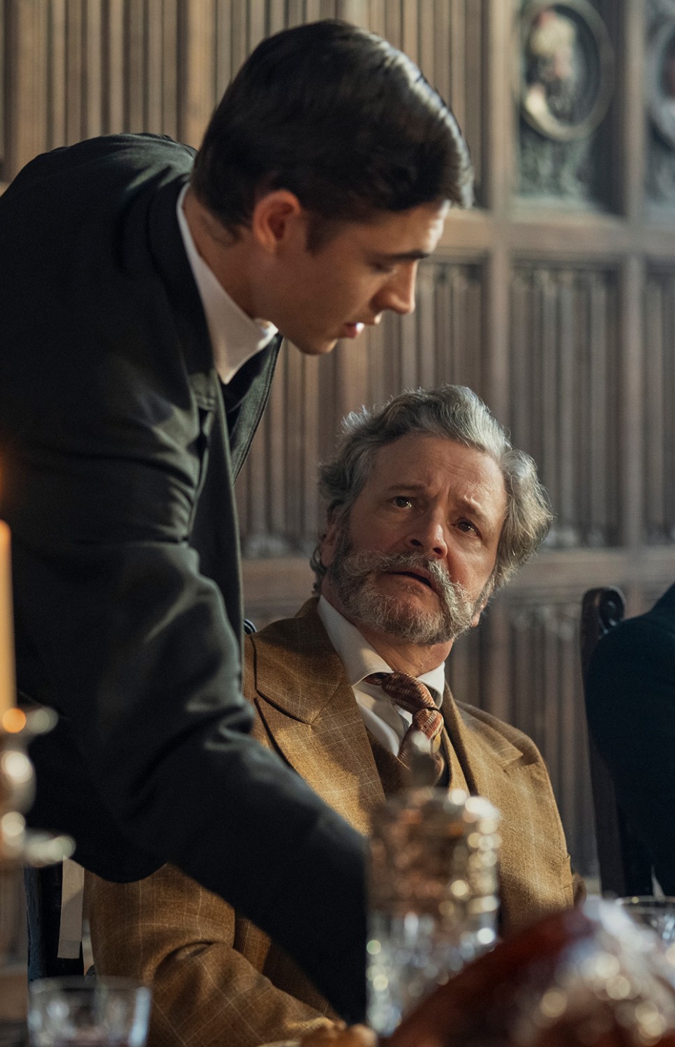 Hero Fiennes Tiffin et Colin Firth © Dan Smith)