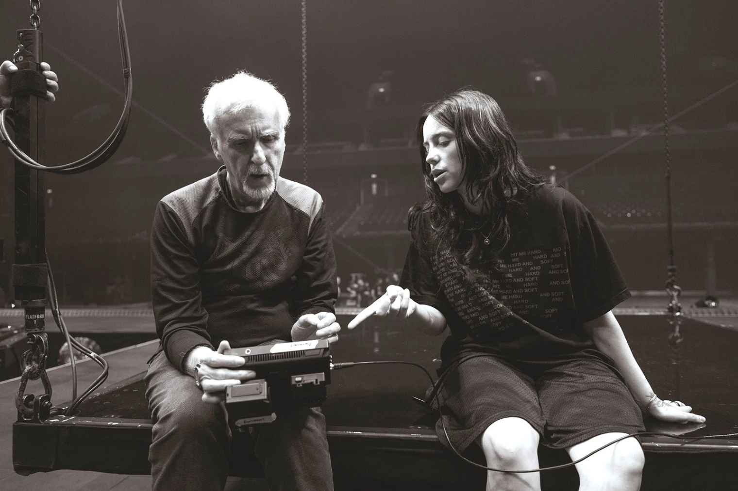 billie-eilish-x-james-cameron-vivez-la-tournee-hit-me-hard-and-soft-au-cinema
