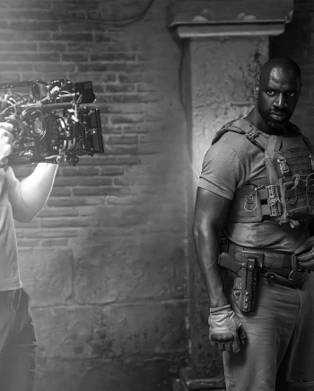 Première photo d'Omar Sy dans le spin off d'Extraction