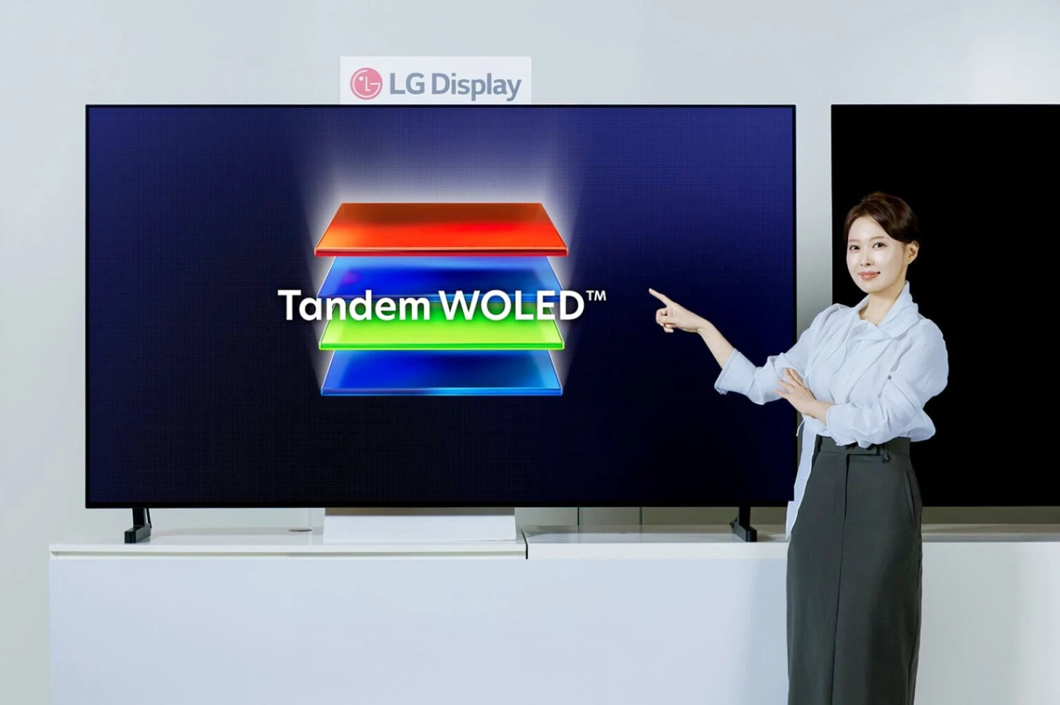 ces-26-tv-lg-oled-primary-rgb-tandem-2-0-4-500-nits-en-vue