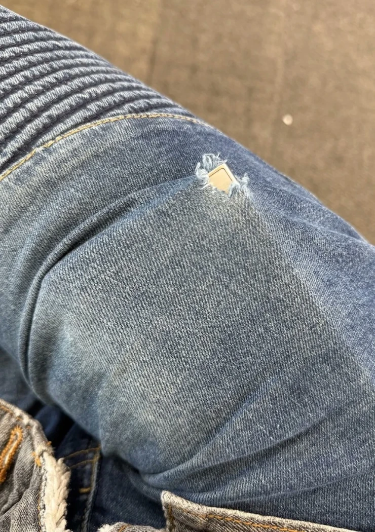 samsung-galaxy-s24-ultra-si-pointu-qu-il-dechire-les-poches