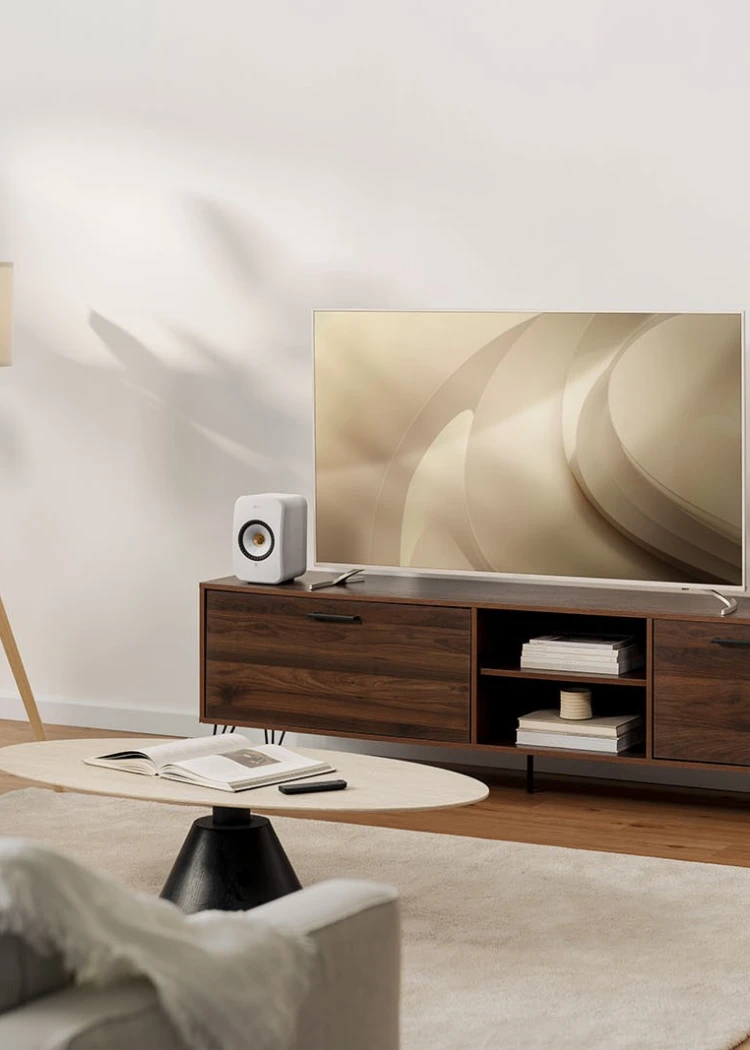 Enceintes Kef LSX&nbsp;II, nouveaux coloris Amber Haze et&nbsp;Cotton&nbsp;White