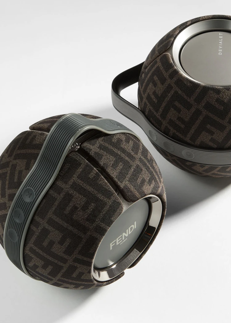 Enceinte portable Hi‑Fi Fendi x&nbsp;Devialet Mania Black&nbsp;&amp;&nbsp;Grey