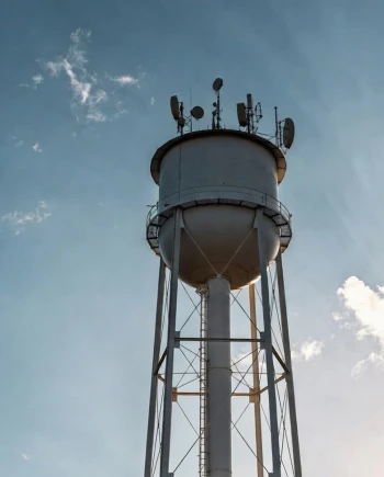 TNT : le «&nbsp;condamné&nbsp;» qui ne cesse de&nbsp;se&nbsp;réinventer