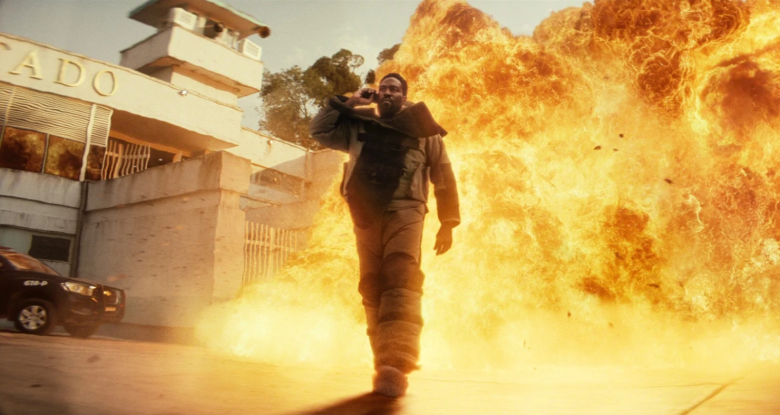 on-n-en-revait-pas-ils-l-ont-fait-premiere-bande-annonce-de-la-serie-man-on-fire