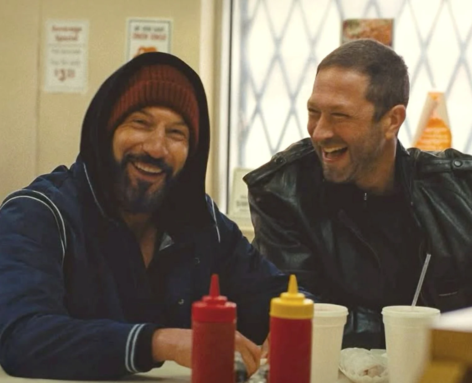 en-attendant-l-ultime-saison-5-the-bear-lache-par-surprise-un-episode-special