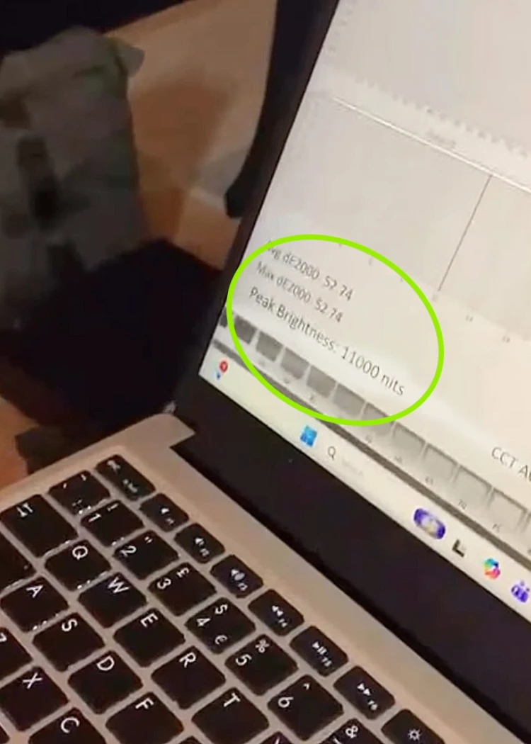 11&nbsp;000&nbsp;nits chez TCL, la preuve&nbsp;en&nbsp;vidéo&nbsp;!